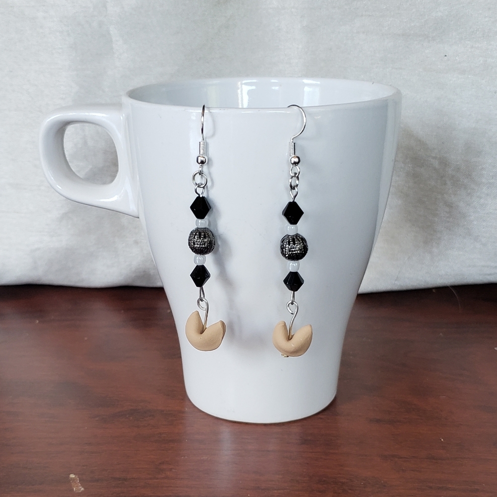 Forture Cookie Silver Earrings with black beading
